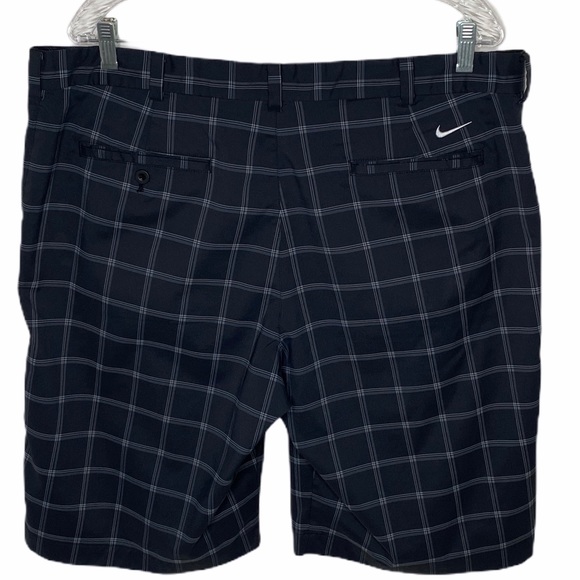 mens black nike golf shorts